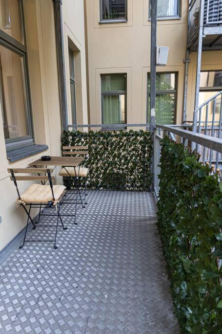 Blue Chili 23 - Modern, Zentral, Mit Balkon Apartment Magdeburg Exterior photo